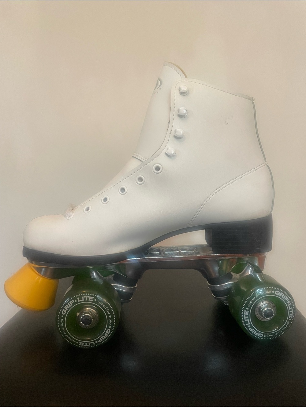 Classic 300 White Leather Roller Skates with Green Wheels Deadstock Condition